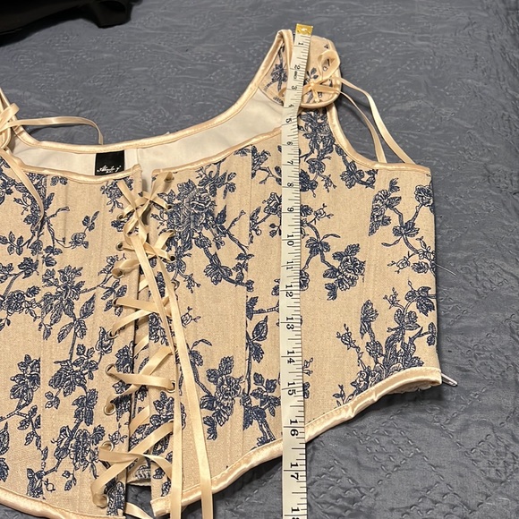 Floral corset - Picture 7 of 10